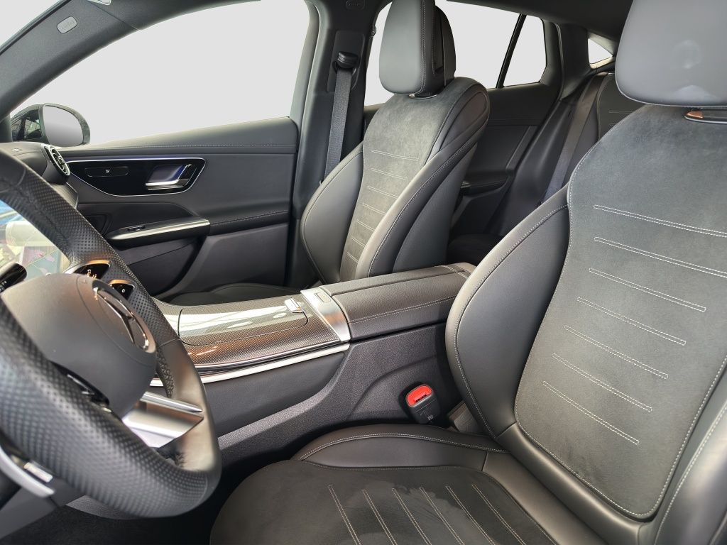 Fahrzeugabbildung Mercedes-Benz GLC 200 4MATIC Coupé AMG Line*NightPaket*DIGITAL