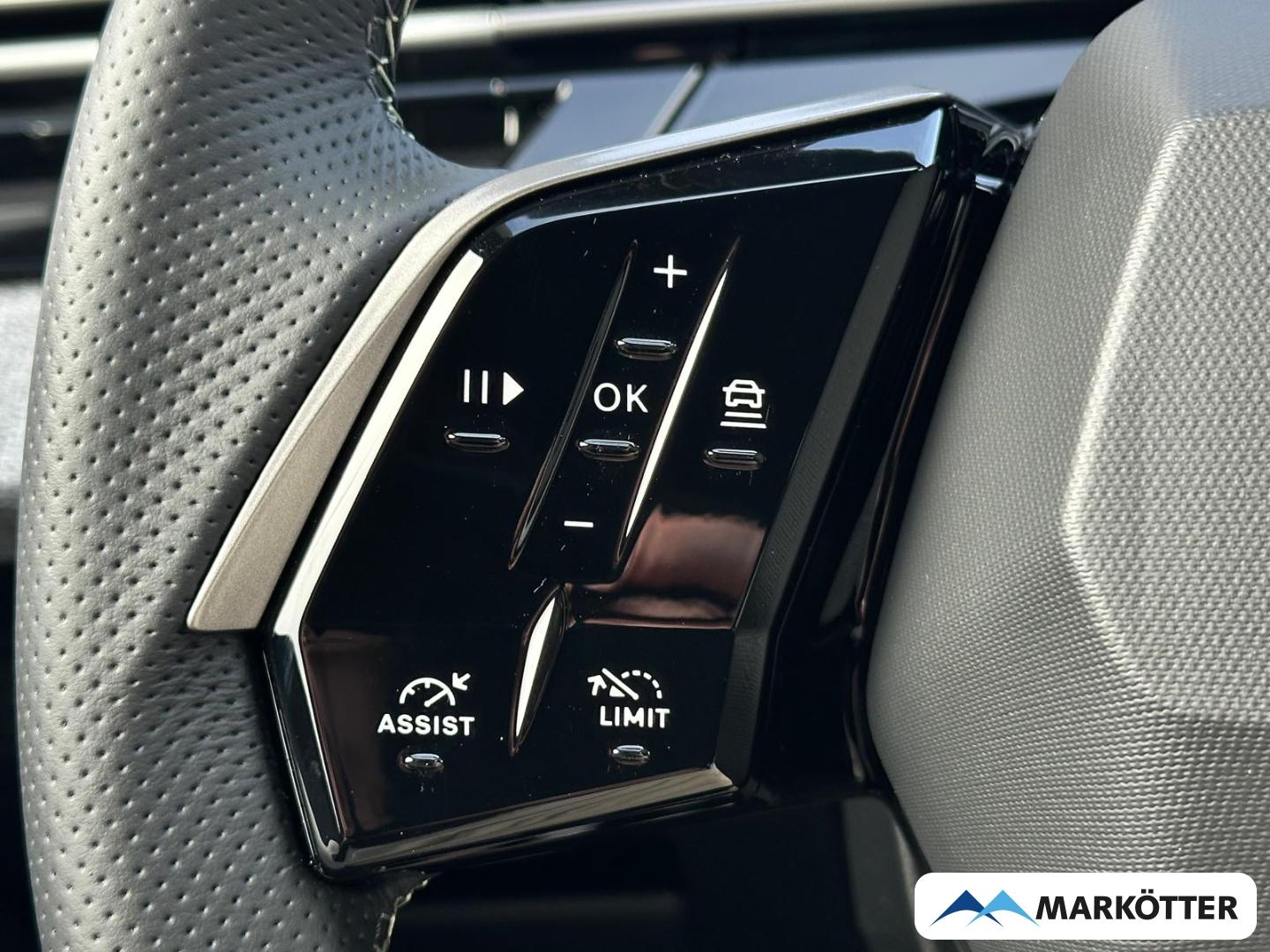 Peugeot 3008 GT Plug-In Hybrid 225 AHK/360°/Massage/Pano