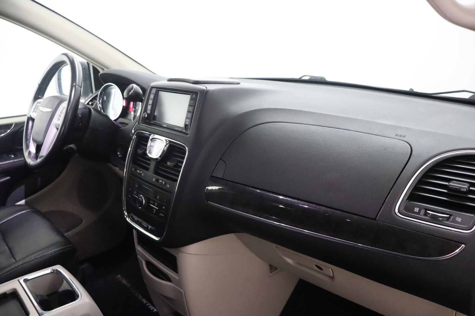 Fahrzeugabbildung Chrysler Grand Voyager Town & Country 3.6l *