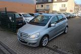 Mercedes-Benz B 170/Teilleder/S.Hzng/Tempo/Allwetter/PDC/TOP - Mercedes-Benz B 170 in Duisburg