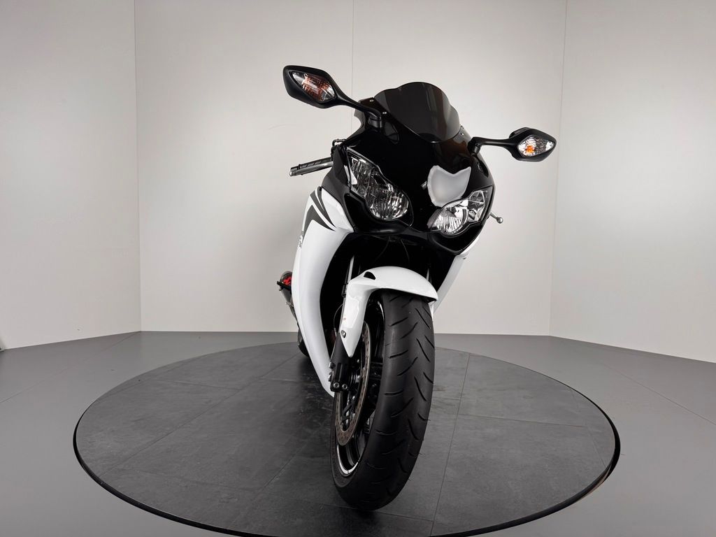Fahrzeugabbildung Honda CBR 1000 RR FIREBLADE *TOP-ZUSTAND *SERVICE NEU