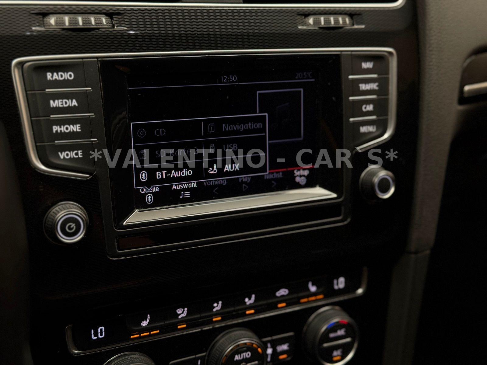 Volkswagen Golf VII Lim. GTI Navi/Temp/Parklenk/Shz/BiXen