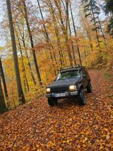 Jeep xj mit Gas 4L - Jeep Cherokee aus 1993