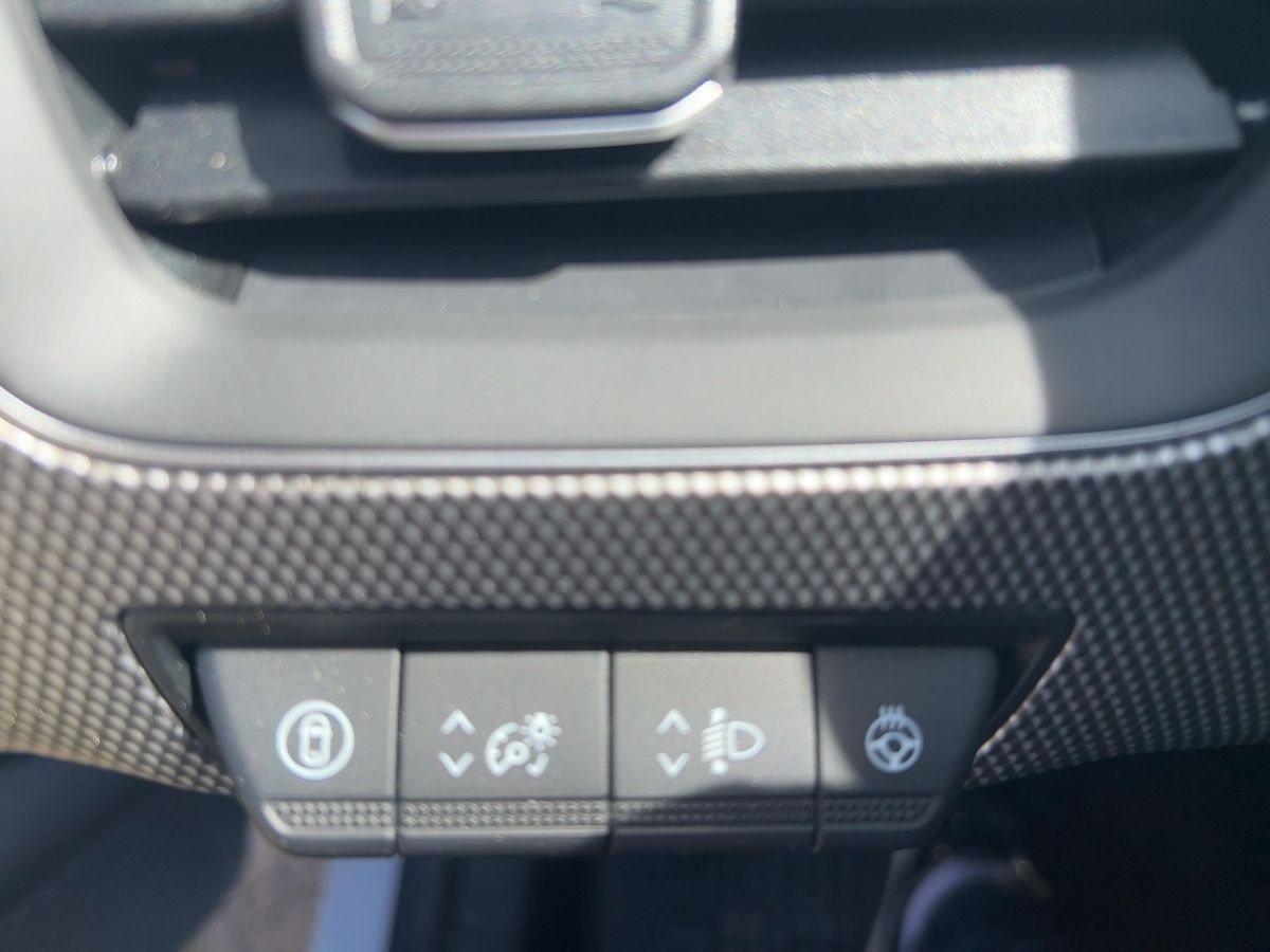 Fahrzeugabbildung Renault Arkana TECHNO Full Hybrid 145 Glasdach GJR