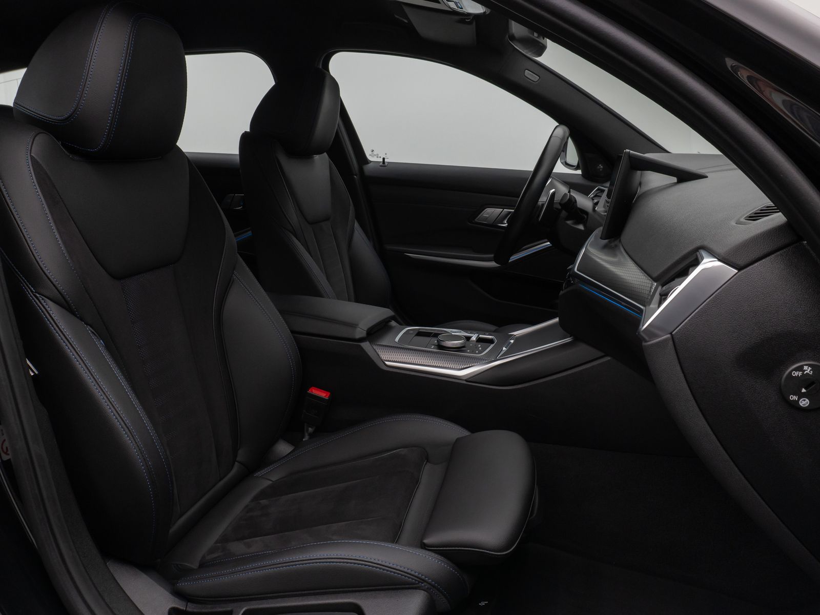 Fahrzeugabbildung BMW 330e M Sport Kamera DAB H/K Stop&Go LED 19Zoll