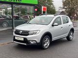 Dacia Sandero II Stepway Prestige **1-HAND*KLIMA*NAVI* - silberne Dacia Sandero