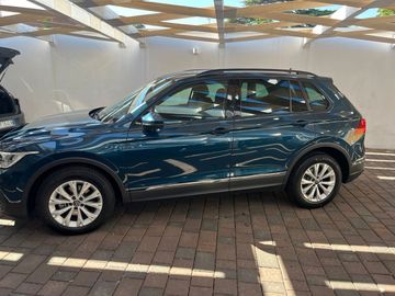 Volkswagen Tiguan - 5