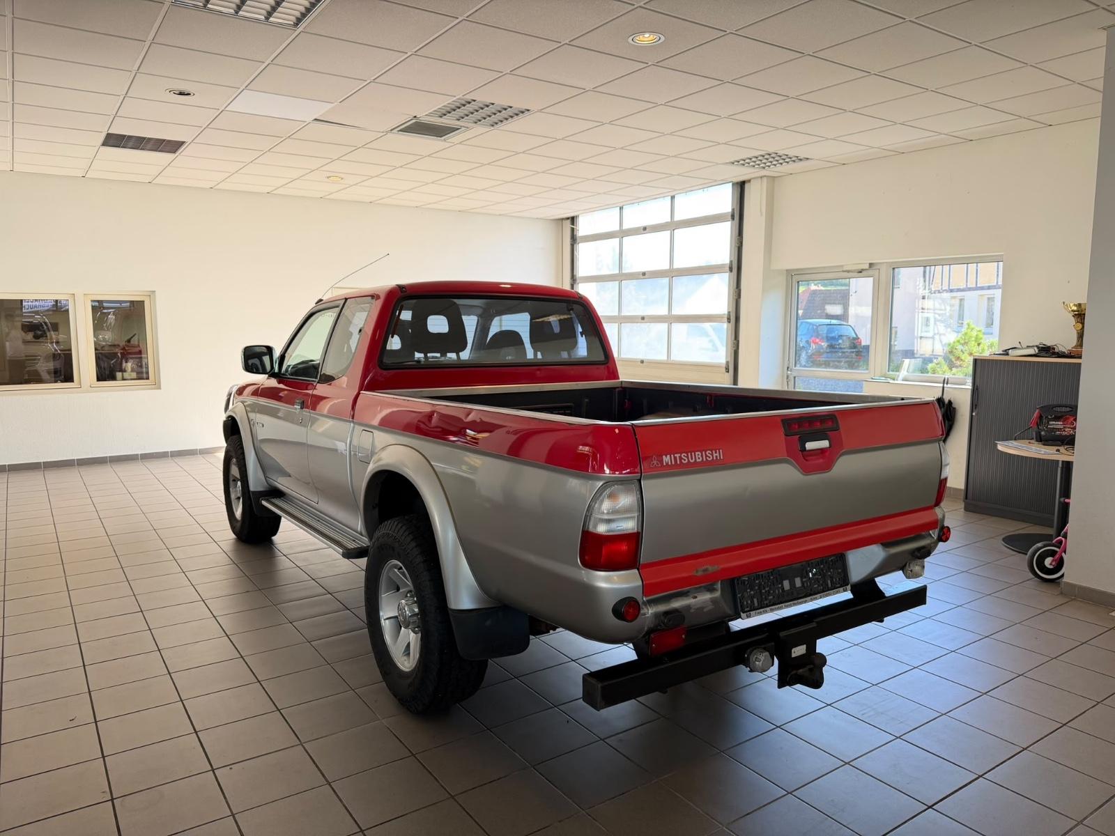 MITSUBISHI L200 - 2.5TD 116ch - 145 000KMS - CLIMATISATION - ATTELAGE