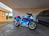 Suzuki GSXR 750 R (RR) Nr. 72/500
