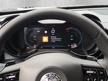 Alfa Romeo Junior Ibrida MATRIX NAVI KAMERA