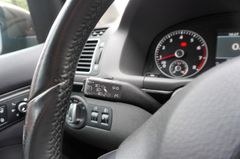 Fahrzeugabbildung Volkswagen Touran Highline DSG 7-Sitzer Tempomat SHZ PDC!
