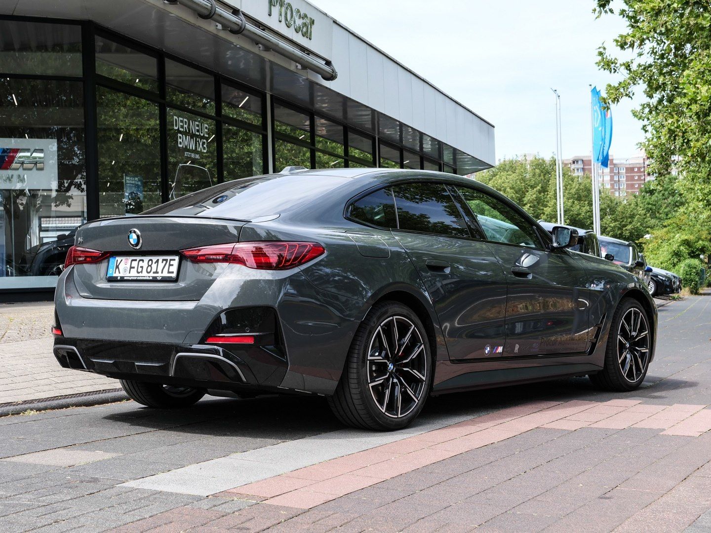 BMW i4 - Bild 2