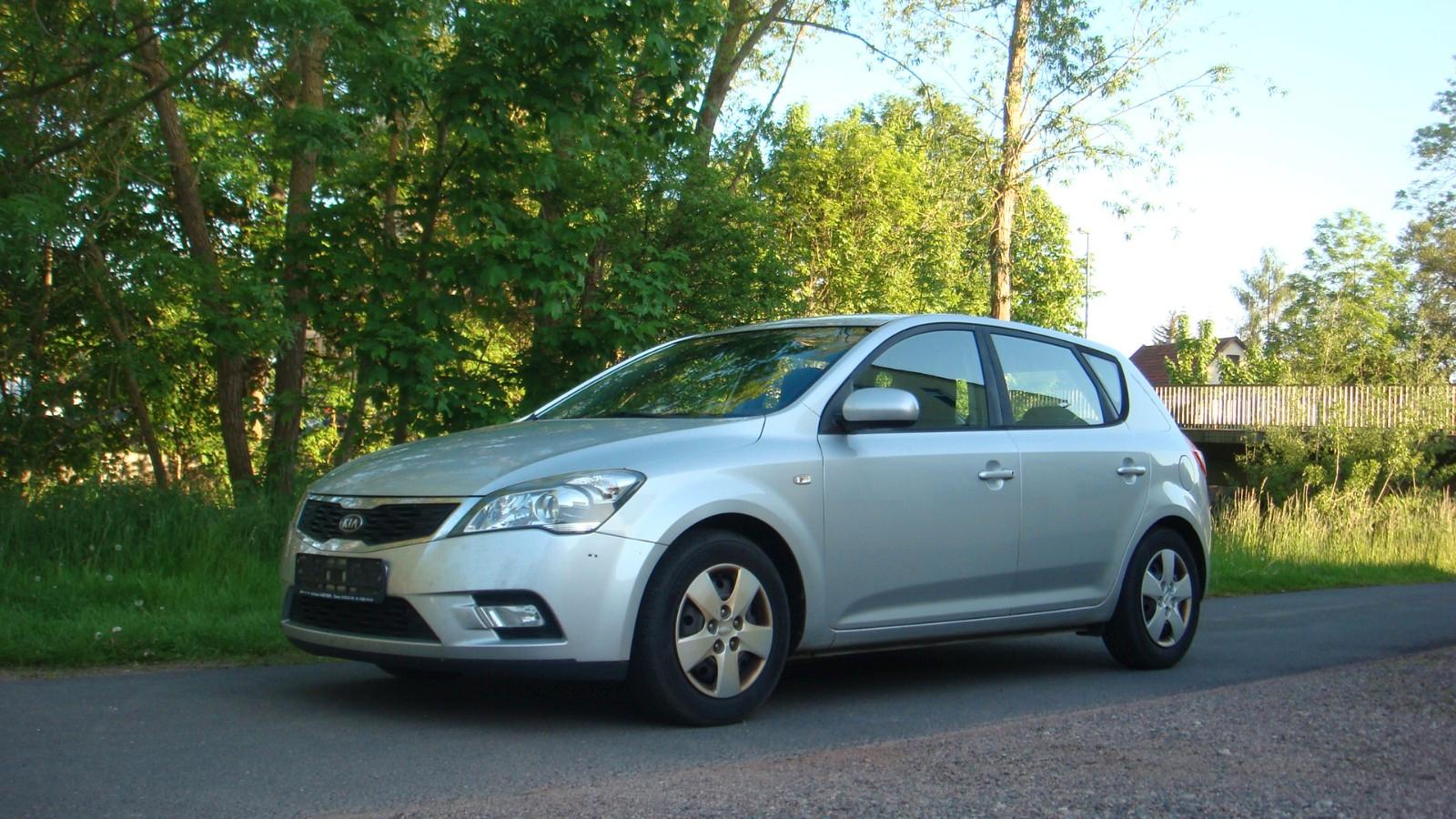 Kia cee'd / Ceed 1.6 CVVT Vision