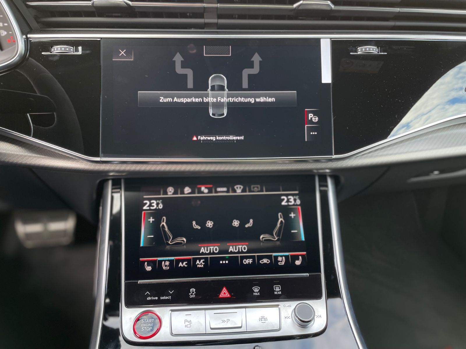 Fahrzeugabbildung Audi RSQ8 Performance Facelift |Keramik|305|Designpak