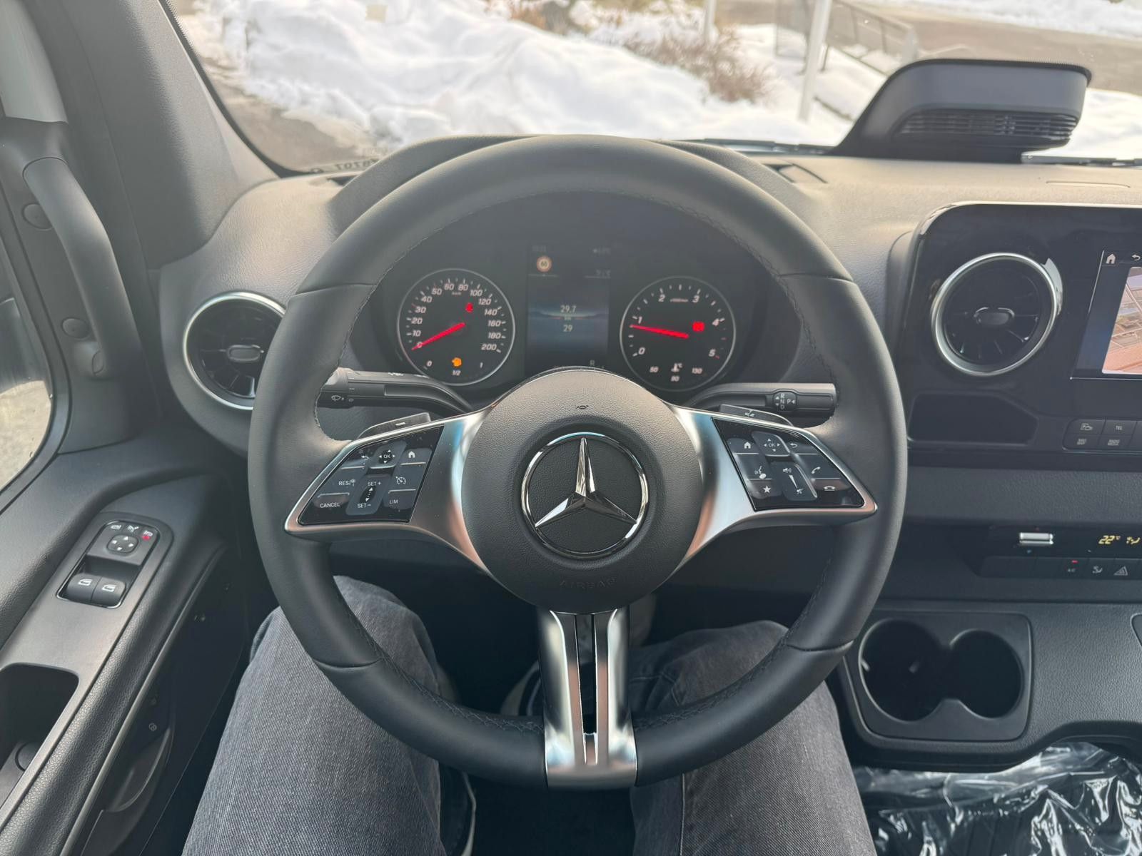 Fahrzeugabbildung Mercedes-Benz Sprinter 317 CDI 3665 9G AHK 3,5to Klima LED