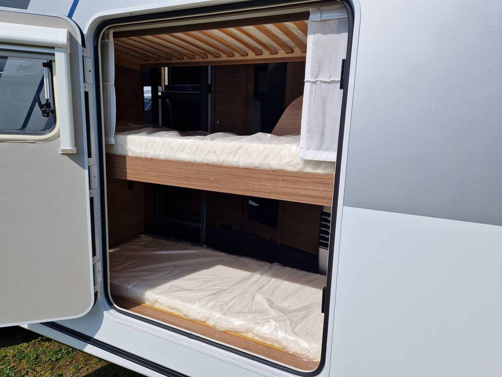 Fahrzeugabbildung Knaus Sport 580 QS 3er Stockbett, DuoControl, uvm...