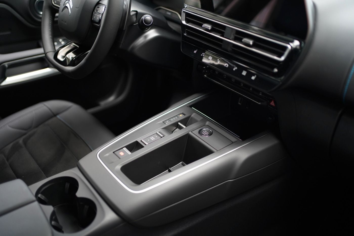 Fahrzeugabbildung Citroën C5 Aircross Hybrid 145 Max e-DCS6 Automatik Navi