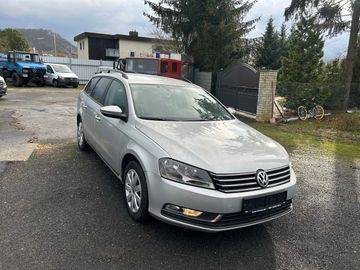 Volkswagen Passat Variant - 4