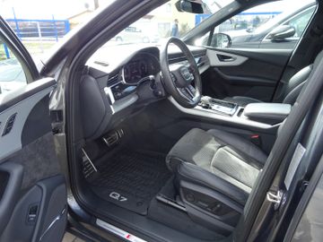 Audi Q7 - 8