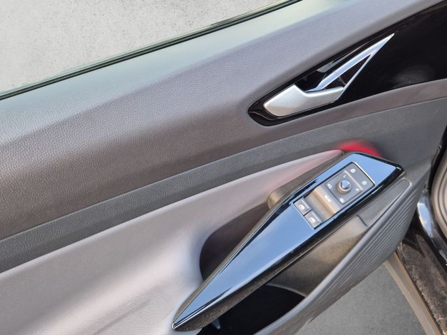 ID.4 Pro Perf 77kWh Kamera,Navi,Alu20Zoll