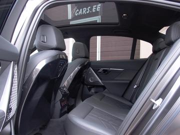 صورة مصغرة 14 لـ 2023 BMW I5