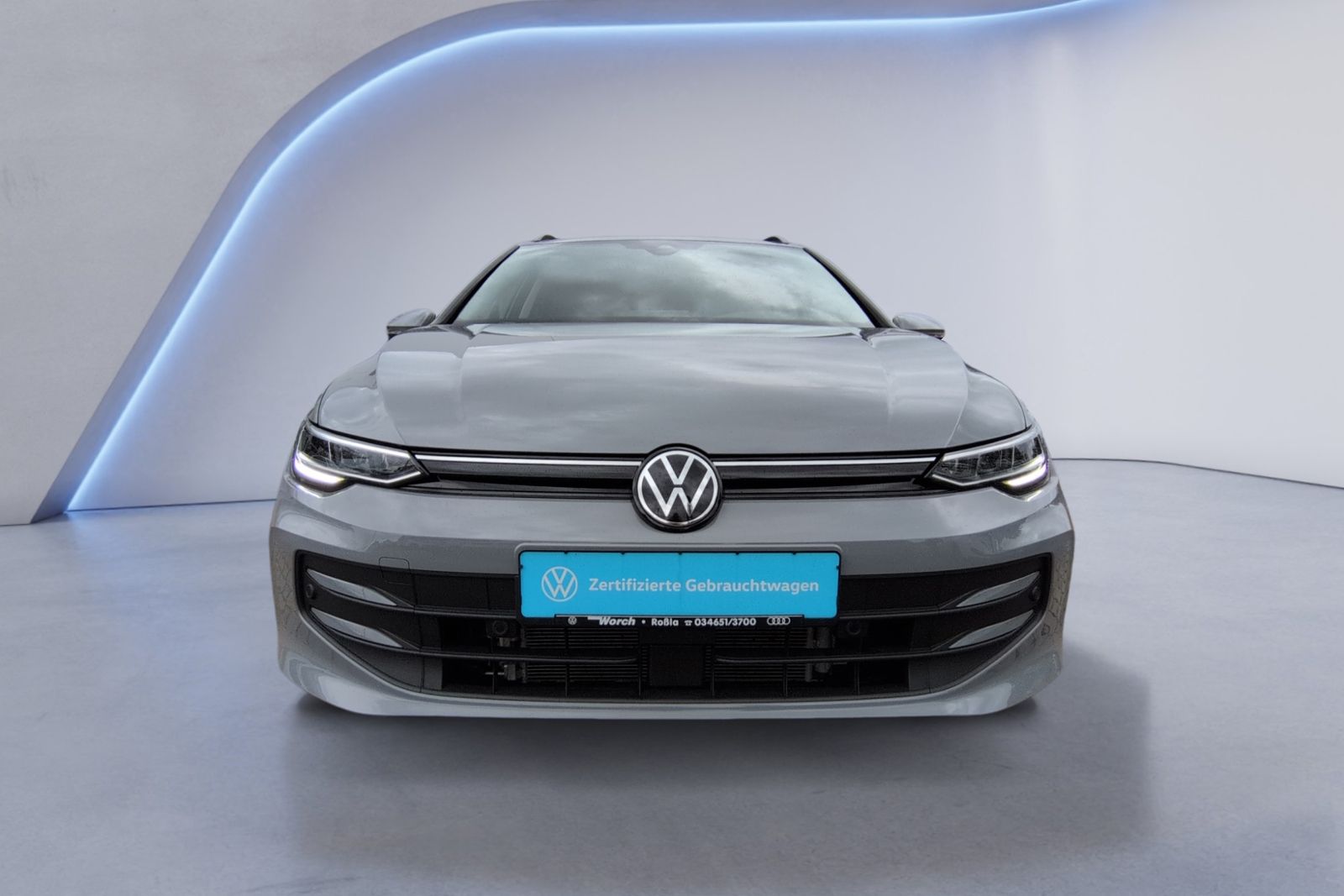 Golf VIII Variant 2.0TDI DSG Life KAMERA+LED+AHK