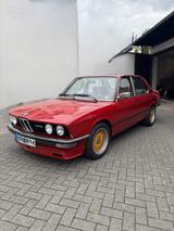 BMW 520/6 Vergaser  H Zulassung BBS Mahle - BMW 520: Rot, Limousine