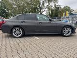 BMW 320i Limousine M Sport HeadUp/Keyless/360* - BMW Unfallwagen