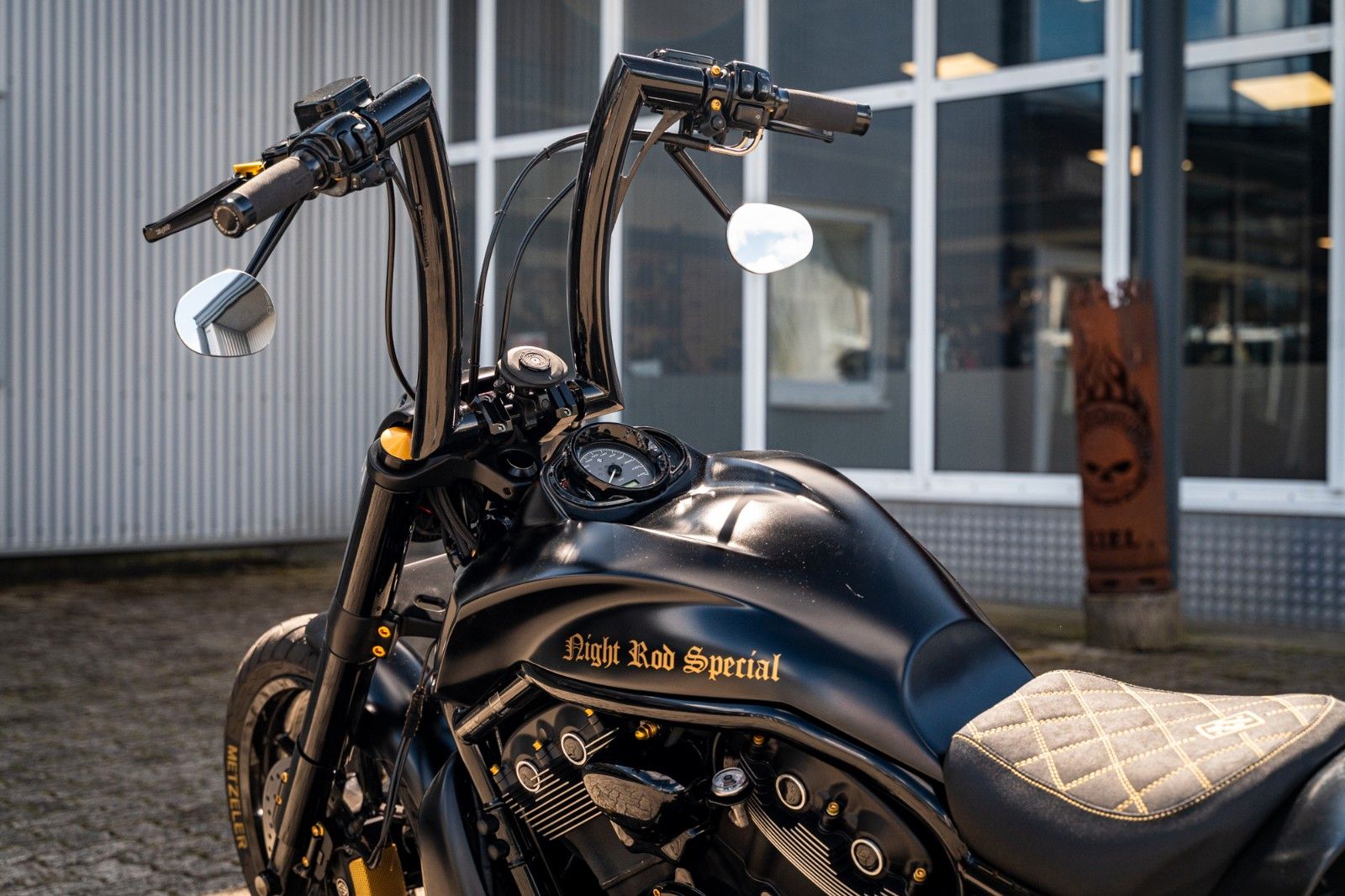 Fahrzeugabbildung Harley-Davidson VRSCDX Night Rod Special-Airride 280-RideHardRod