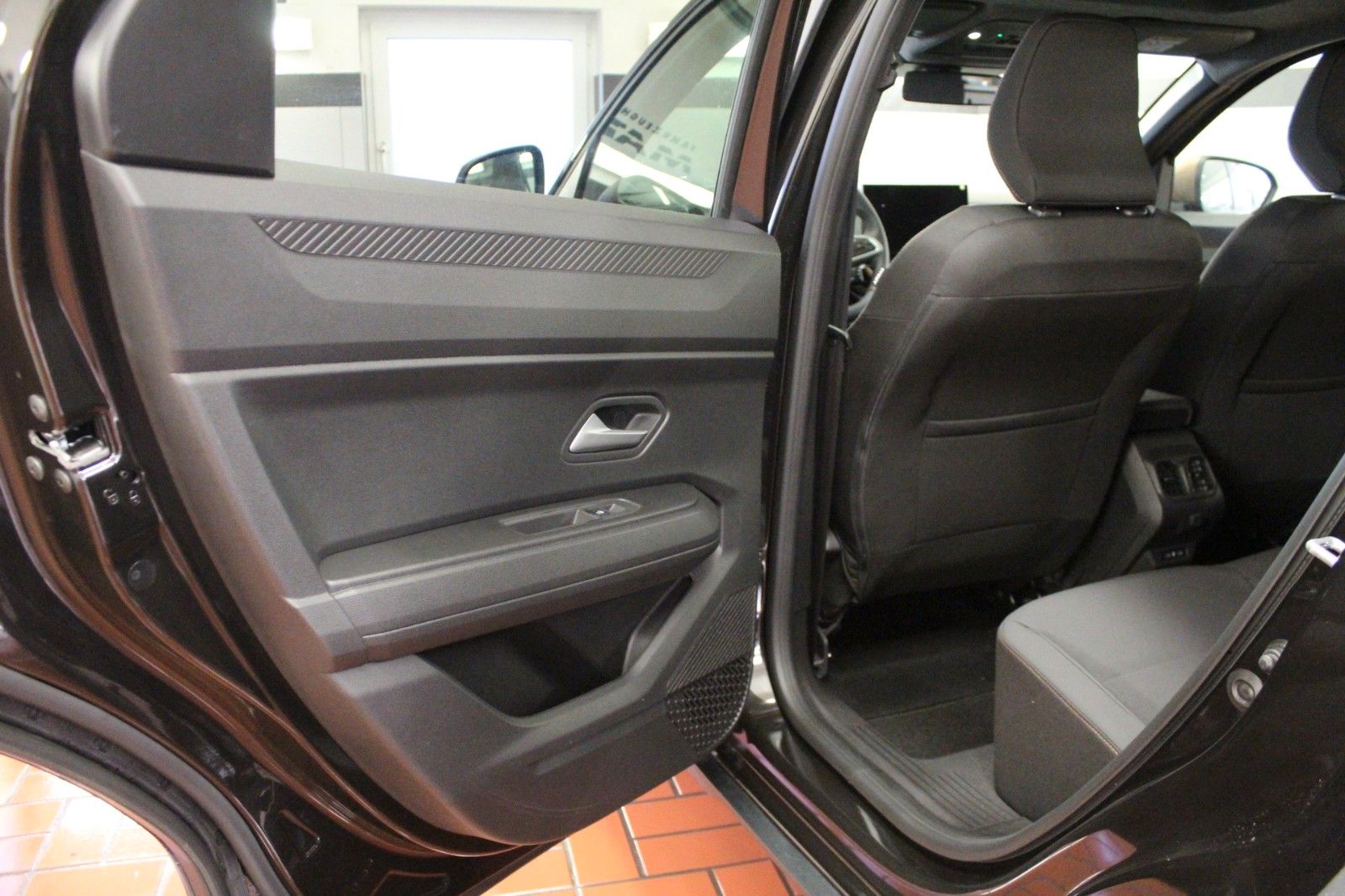 Fahrzeugabbildung Dacia Bigster mild hybrid-G 140 Extreme *Winter-Paket*