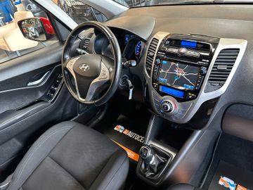 Hyundai ix20*TÜVSERVICE:NEU*SitzLenkradHZ*NAV*TEMPO*PD