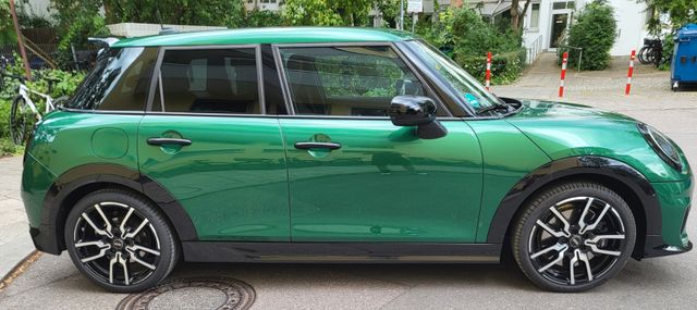 MINI Cooper S 5-Türer JCW Trim XL Paket