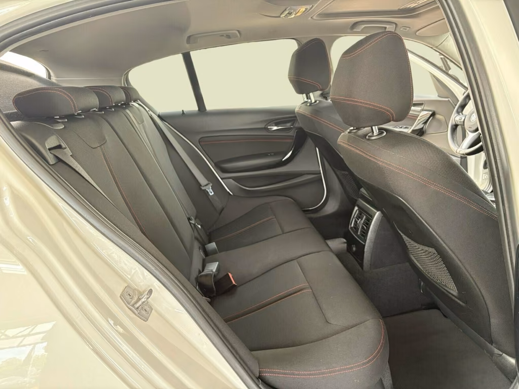 BMW 118 i Sport Line 2xKlima ACC AHK KlimaA LED LM