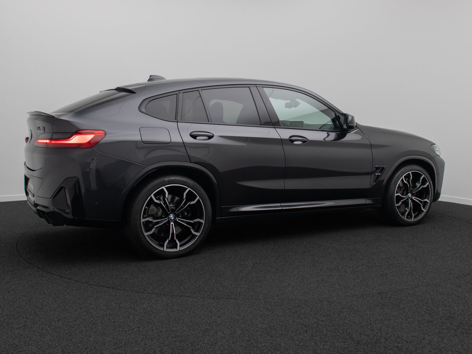 Fahrzeugabbildung BMW X4 M Competition M Driver&acute;s 360&deg;DAB Panorama 21"