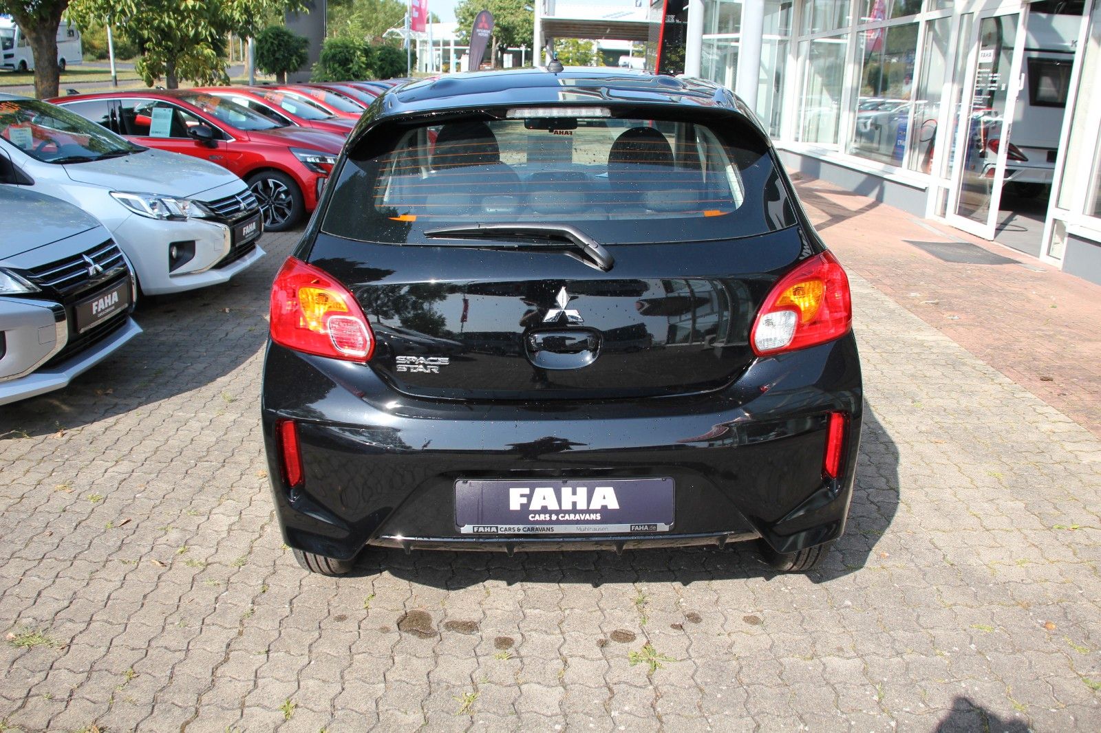 Fahrzeugabbildung Mitsubishi Space Star Select