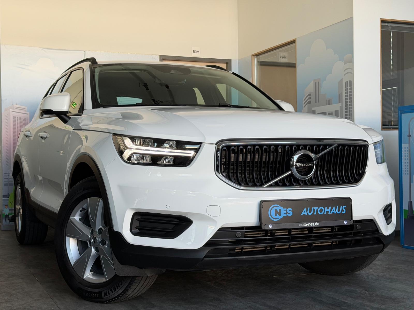 Volvo XC40 T3 1.5 MOMENTUM CORE*ACC*KAMERA*WEBASTO*KEY