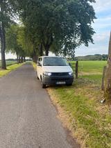 Volkswagen VW T5 4sitzer - VW T5 Multivan in Düsseldorf