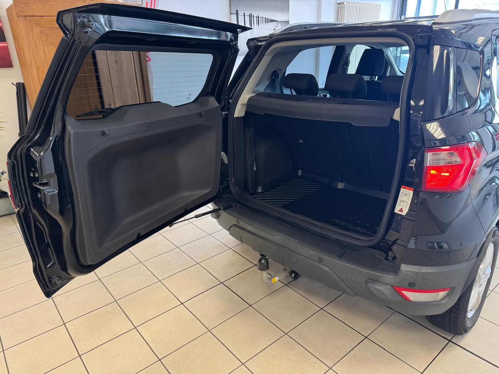 Fahrzeugabbildung Ford EcoSport Trend / AHK/ NAVI/ KAMERA/ GARANTIE