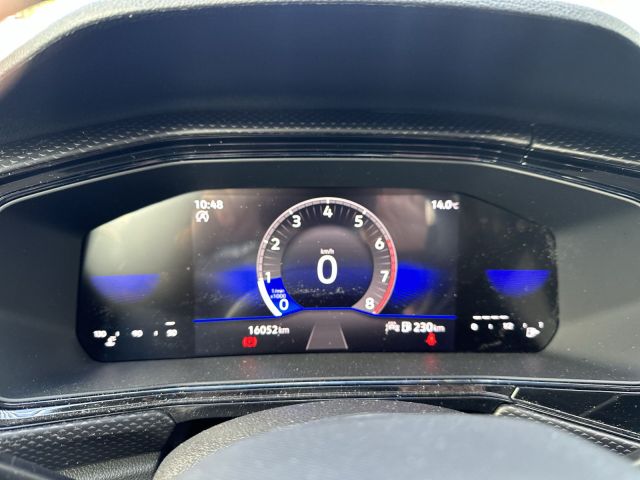 T-Cross 1.0 TSI Life CLIMATRONIC ACC 16 ALU APP-