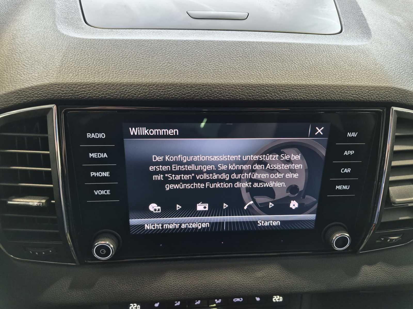 Skoda Karoq 1.0 TSI Clever  LED|Navi|Sitzhzg|Tempomat