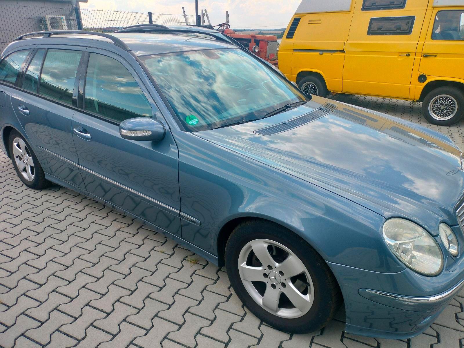 Mercedes-Benz 270 2004 — engine 163 HP (120kW)