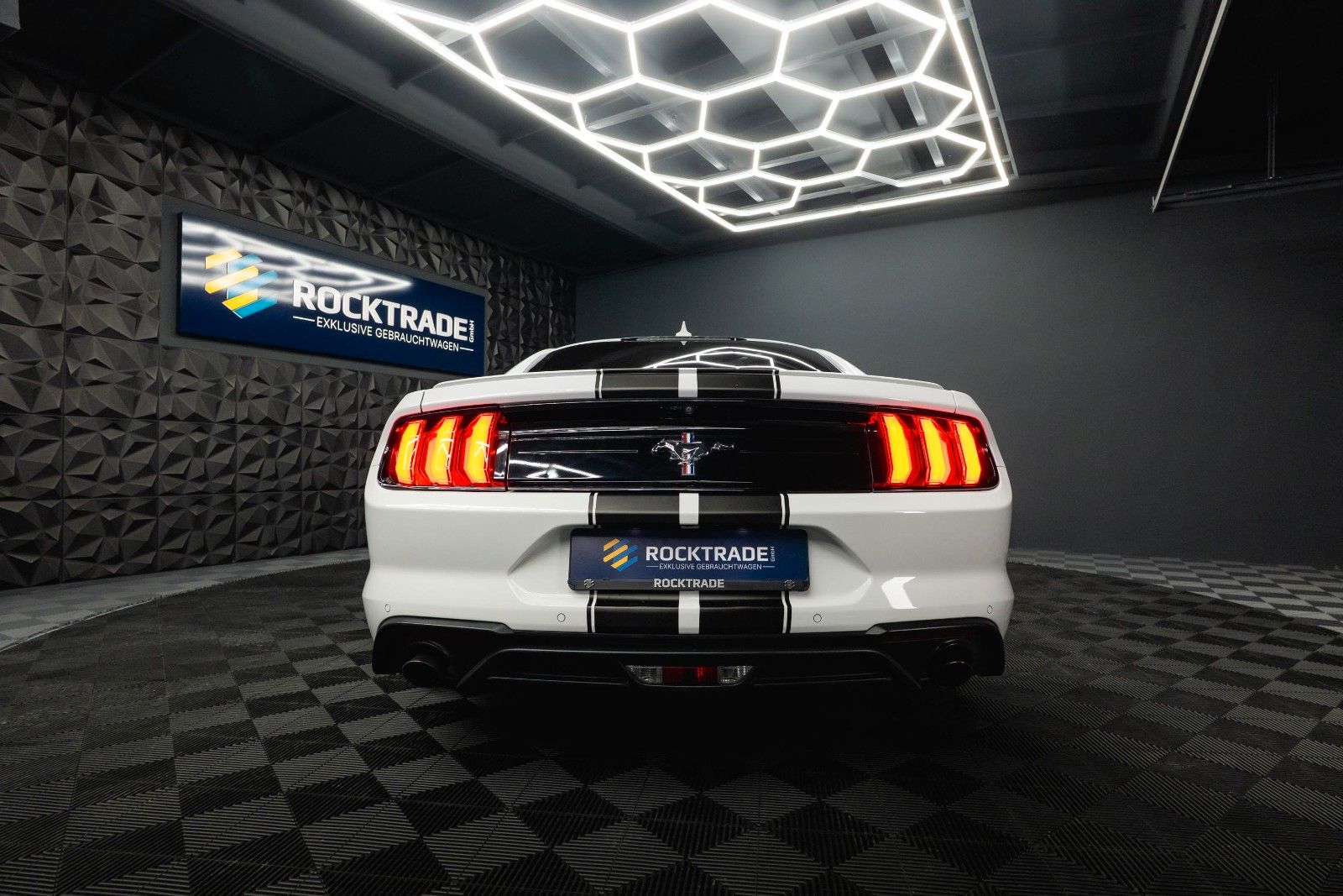 Fahrzeugabbildung Ford Mustang Shelby GT 500 Coupe Performance PREMIUM