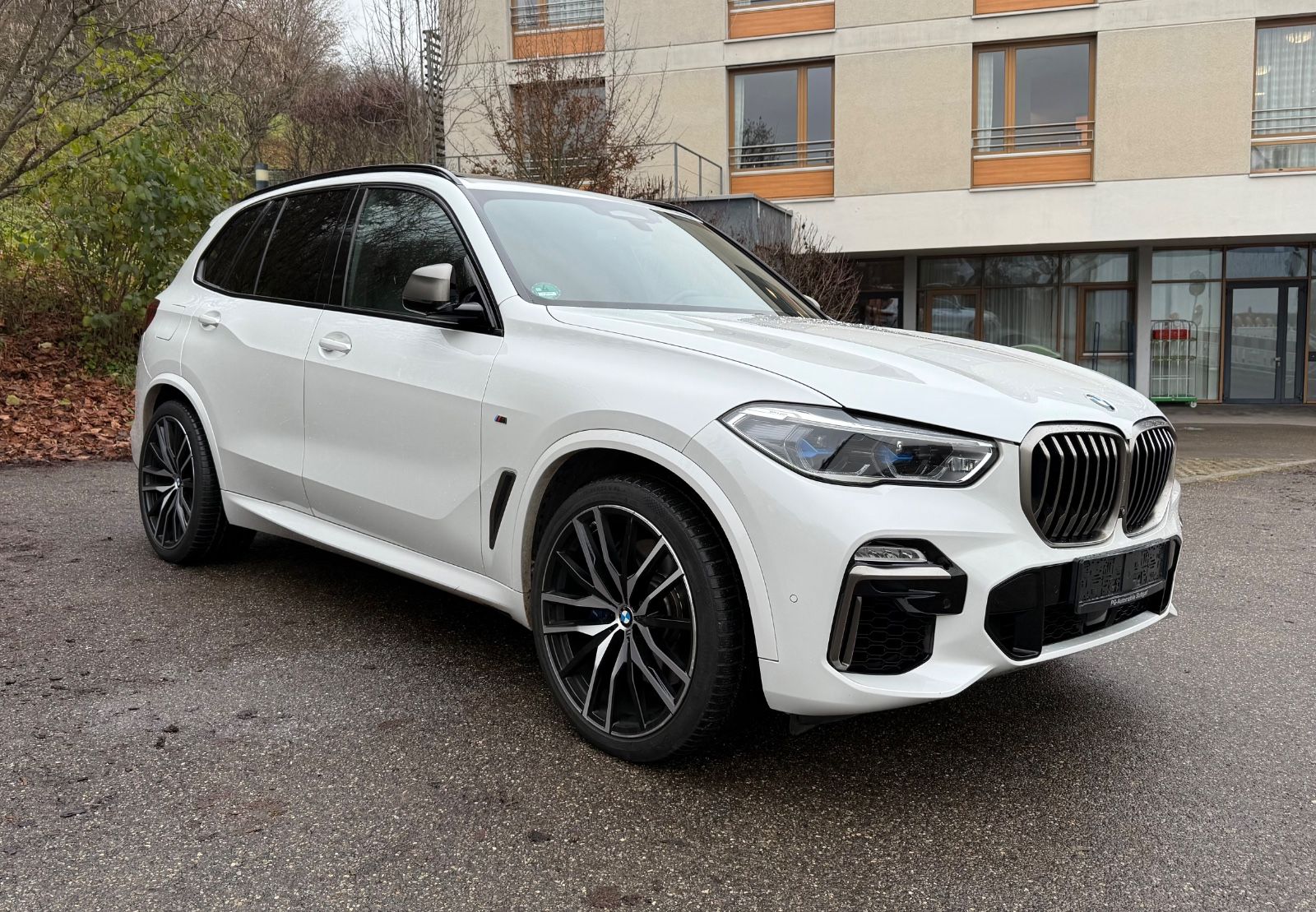 BMW X5 M50 Pano Luftfederung Laser HUD