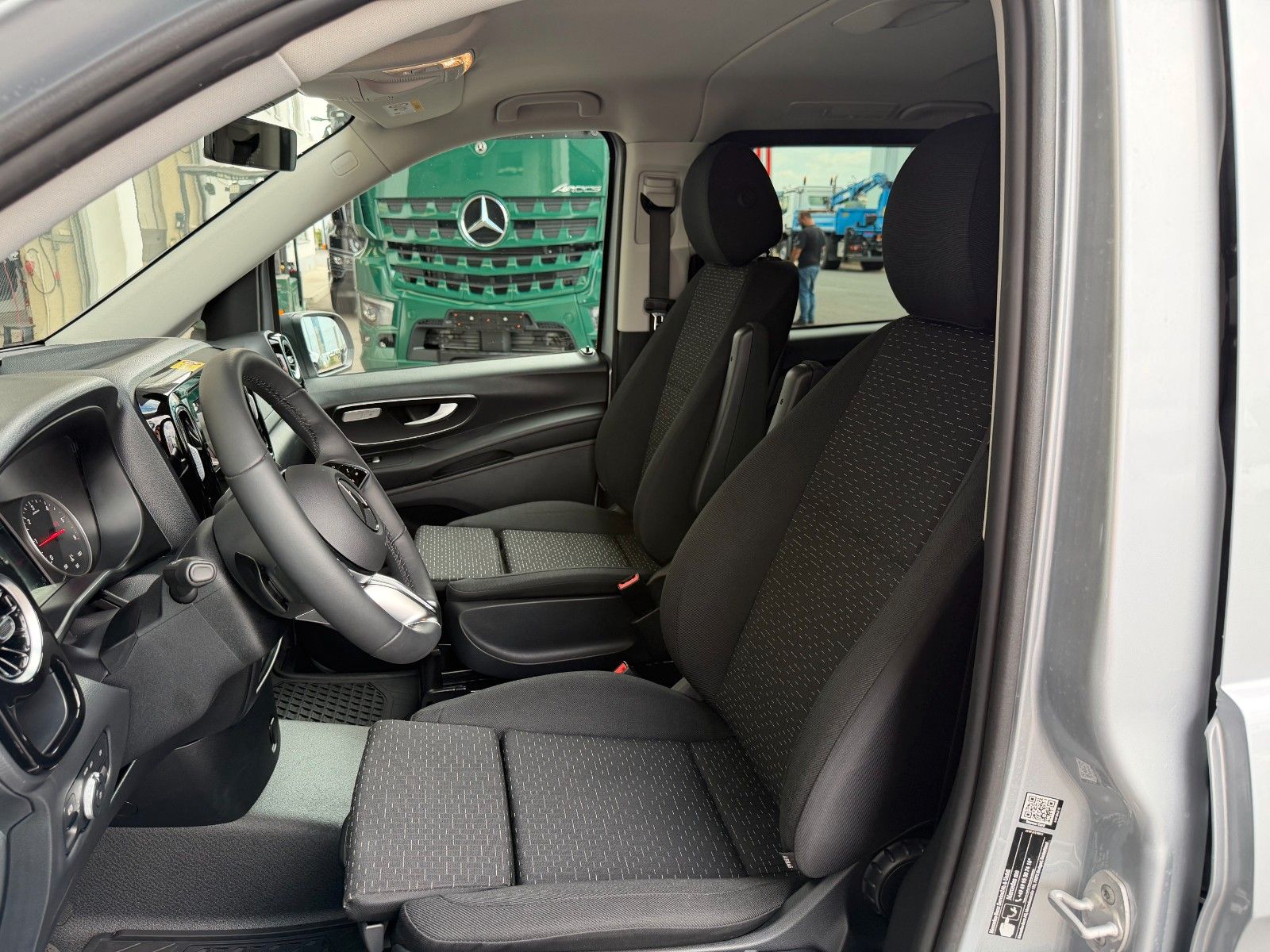 Fahrzeugabbildung Mercedes-Benz Vito 119 CDI Tourer 4x4 2xKlima AHK2,5to Stdheiz