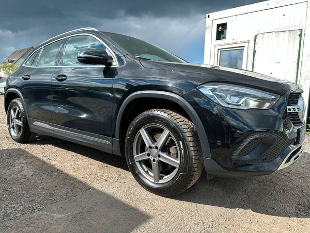 MERCEDES-BENZ GLA 200 GLA GLA 200 d
