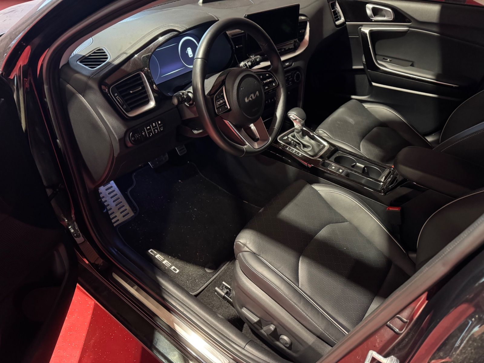 Kia Ceed Sportswagon Plug-in Hybrid Platinum E imagem 2