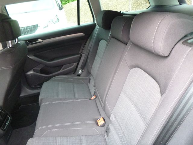 Passat Variant Business Diesel DSG Automatik