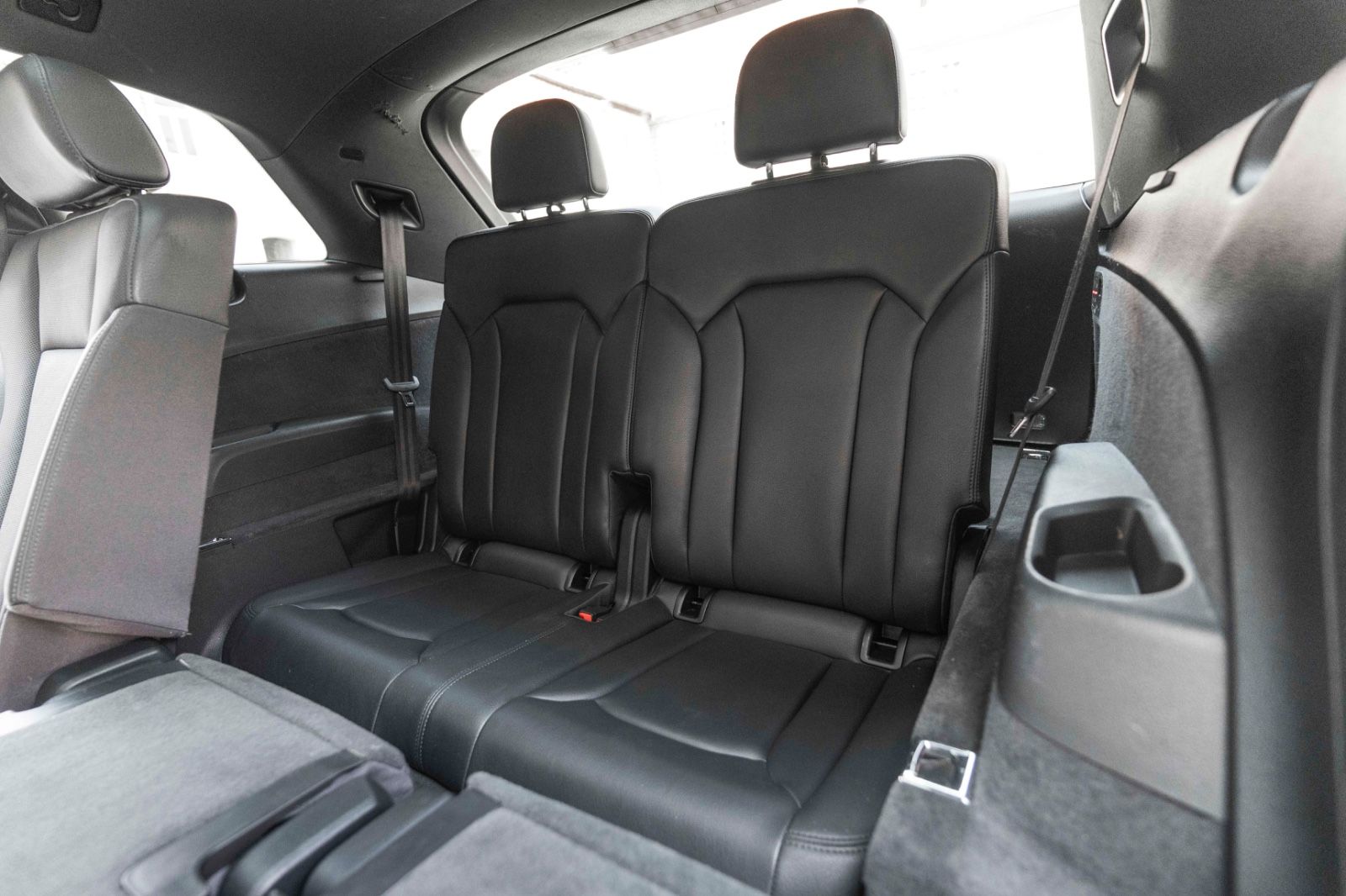 Fahrzeugabbildung Audi Q7 3.0 TFSI Quattro S-LINE LED 360° PANO 7SITZE