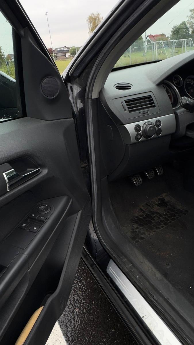 Opel Astra 2007 — photo 8