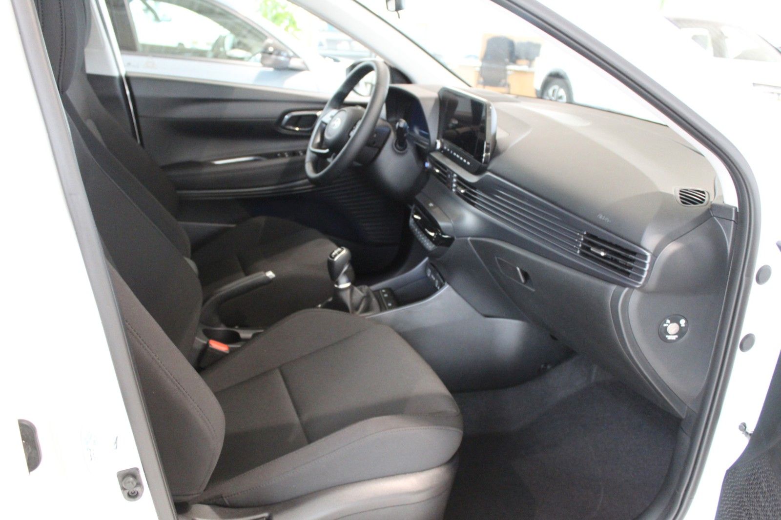 Fahrzeugabbildung Hyundai BAYON Trend*RFK*PDC*SHZ*LHZ*Navi*